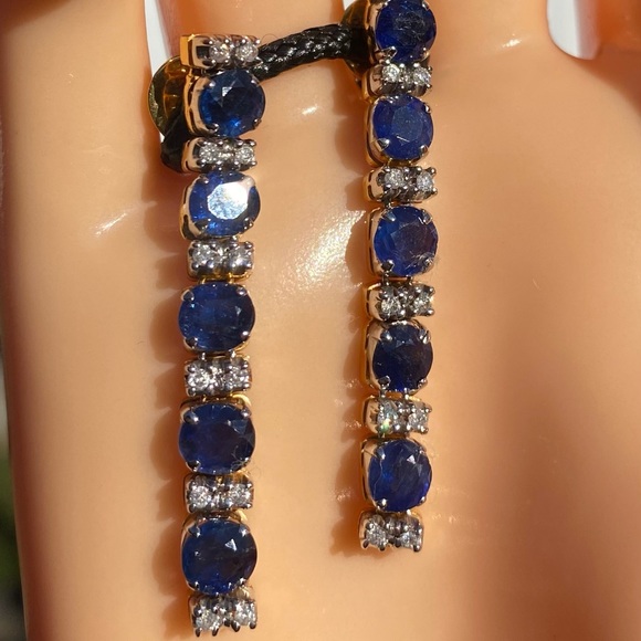 New Natural Sapphire and Diamond Earrings in 18 K solid gold - Picture 3 of 7